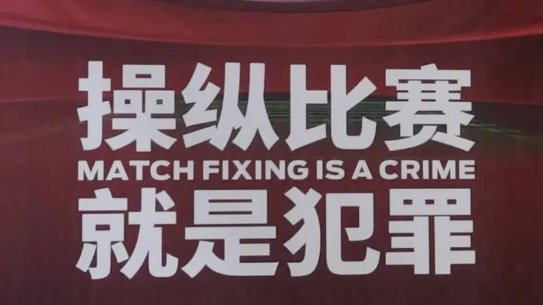 本赛季截至目前，拉克鲁瓦共代表狼堡出战了16场比赛，打进1球，贡献24次抢断。